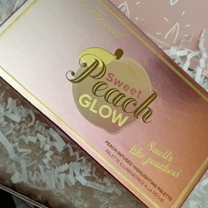 🍑Too Faced tIlluminating Peach/ Blush Palette